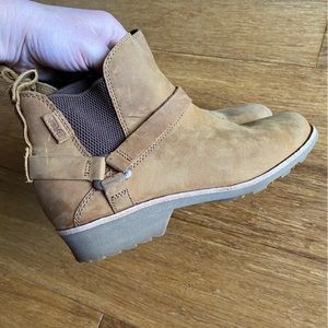 Teva Women’s De La Vina Dos Chelsea Boots, Size 7.5